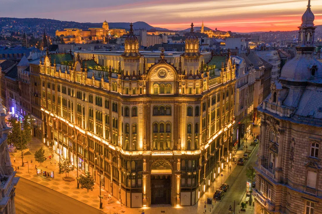 Párisi Udvar (arcada do Hotel Parisi Udvar), Budapeste