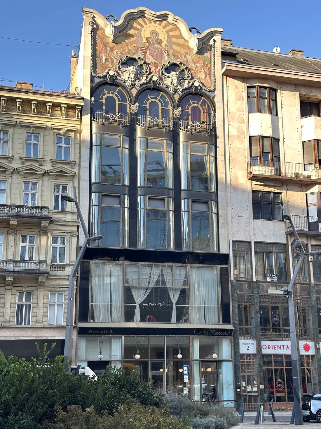 Casa Rózsavölgyi (Szervita tér, antiga Casa do Banco Török), Budapeste