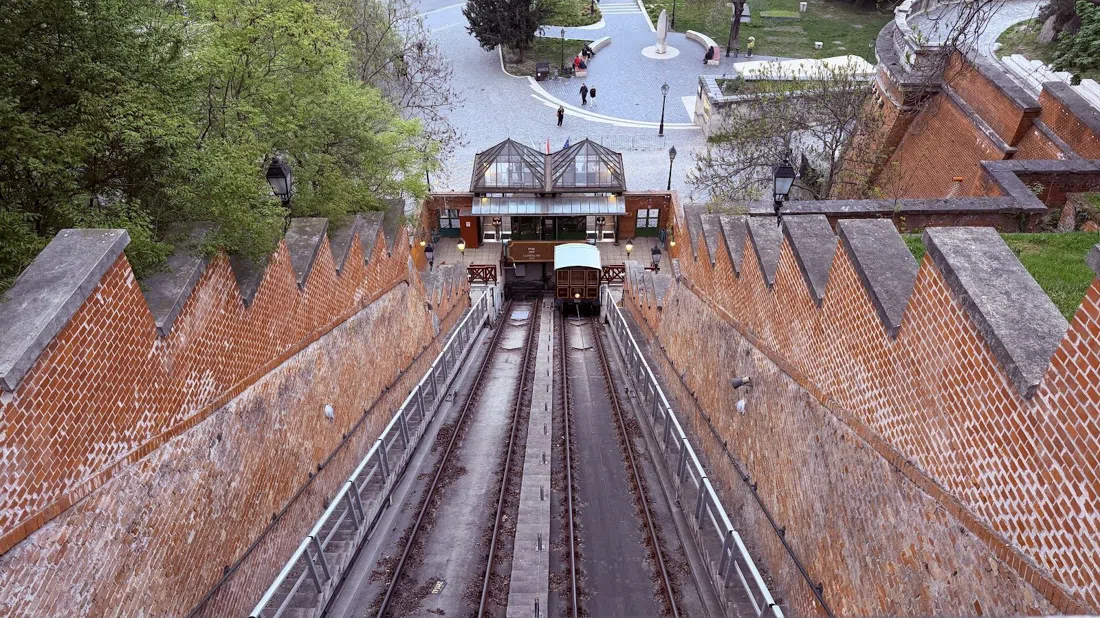 Buda Castle Funicular (Budavári Sikló), Budapest