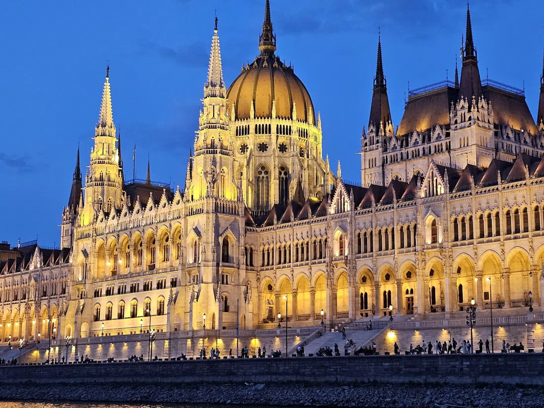 Legenda City Cruises, Boedapest