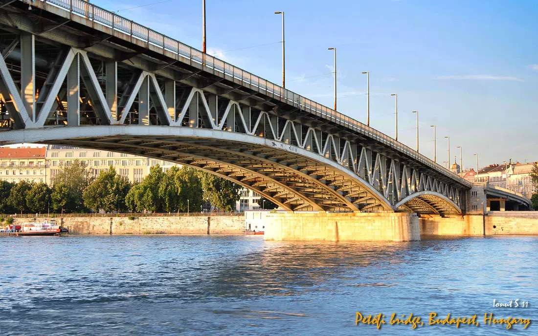 Petőfi Bridge (Petőfi híd), Budapest