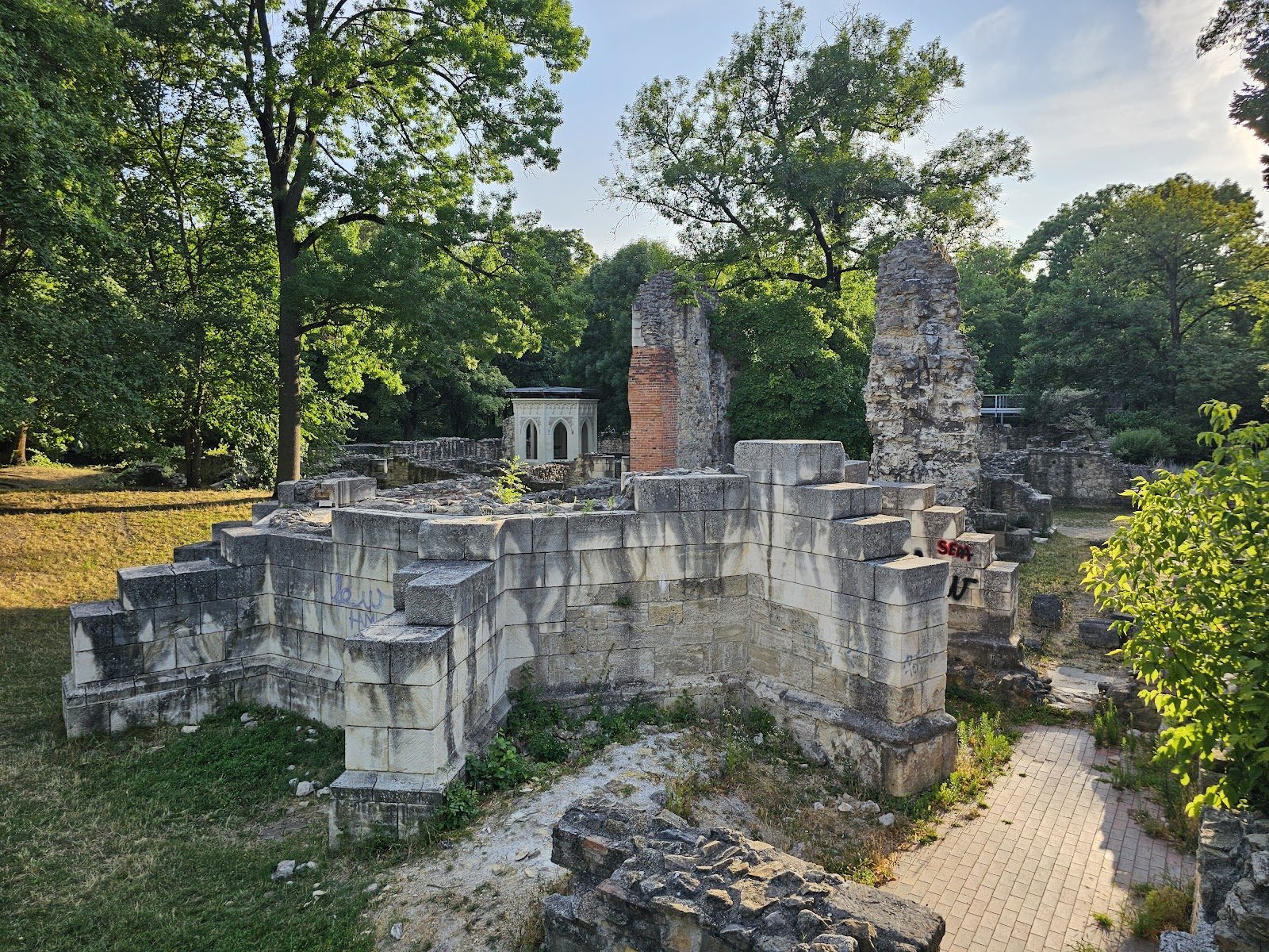 Dominican Convent Ruins & St Margaret's Shrine, Budapest