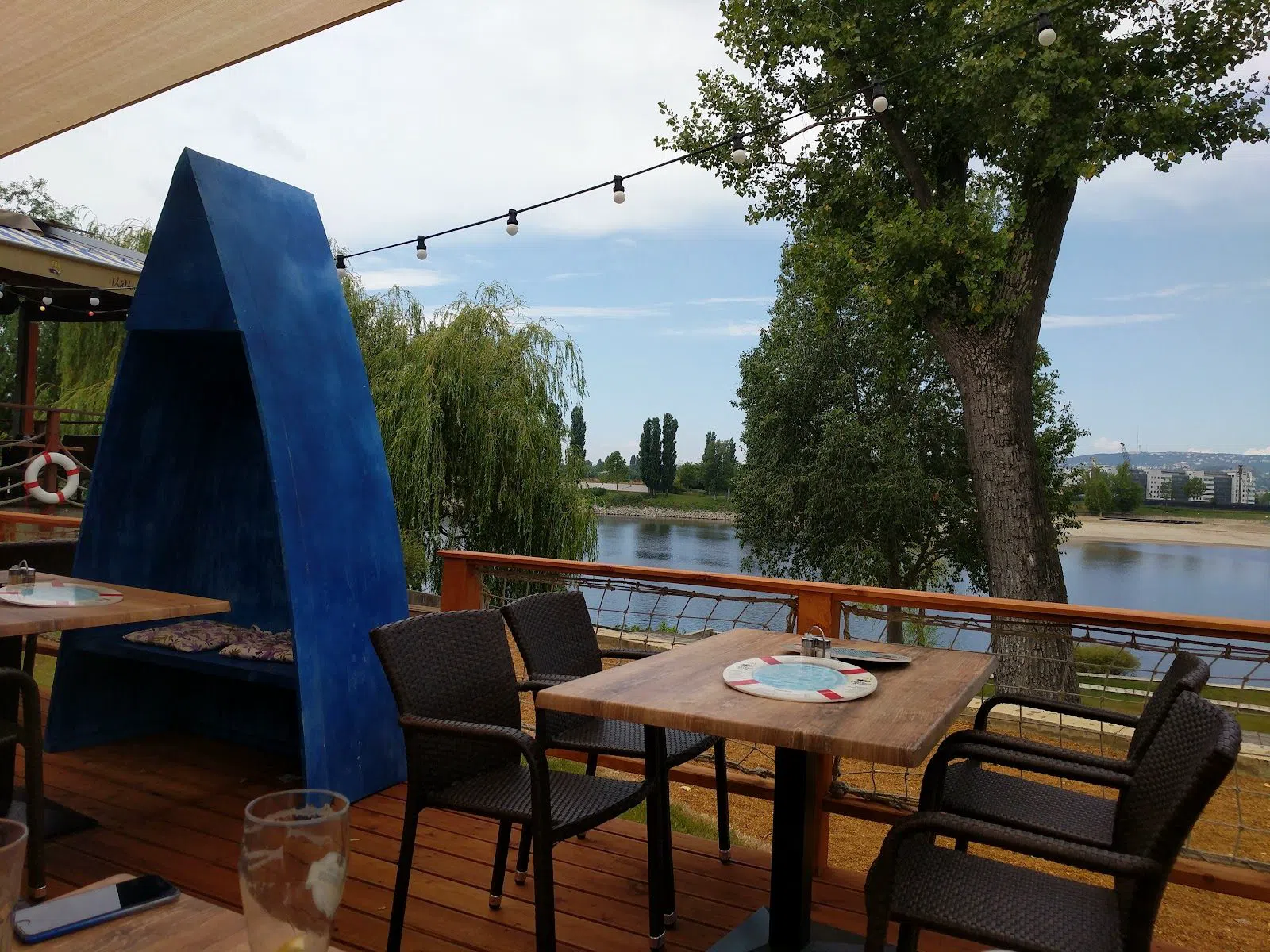 VakVarjú Beach Bistro,布达佩斯